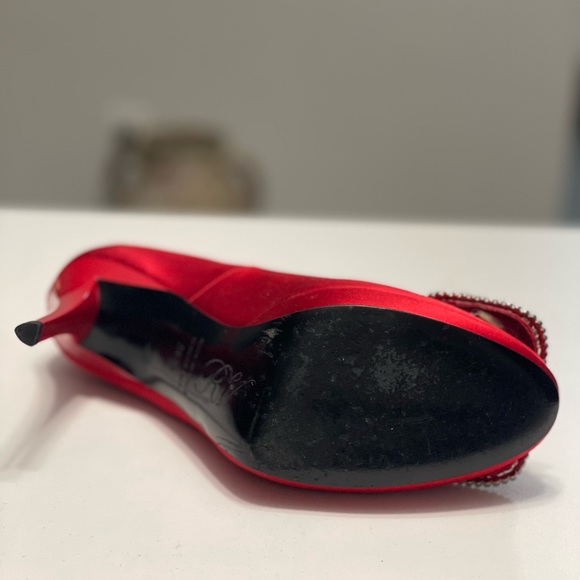 36.5 (6.5) Red Roger Vivier Limelight Platform Pumps & Swarovski Crystal Buckle - Picture 3 of 4